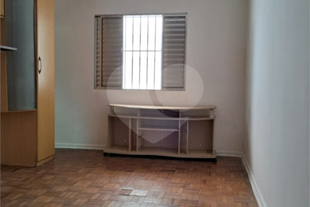 Sobrado para alugar com 3 quartos, sendo 1 suíte,  em Vila Progredior, São Paulo, SP