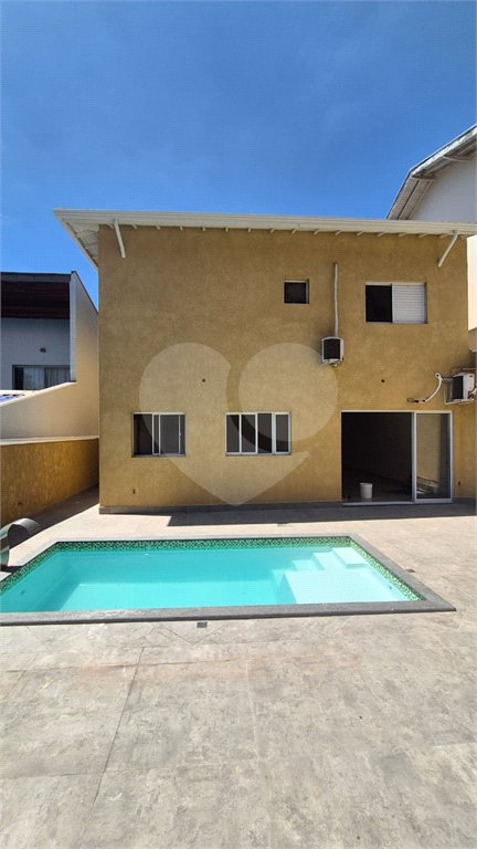 Casa à venda com 3 suítes no condomínio Residencial Villa Di Treviso, Vinhedo - SP