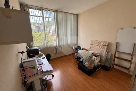 Apartamento à venda com 3 quartos, sendo 2 suítes, em Tijuca, Rio de Janeiro, RJ