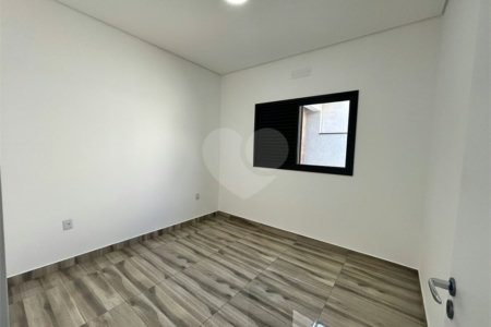 Casa à venda com 3 quartos, sendo 1 suíte, no condomínio Villagio Wanel, Sorocaba - SP