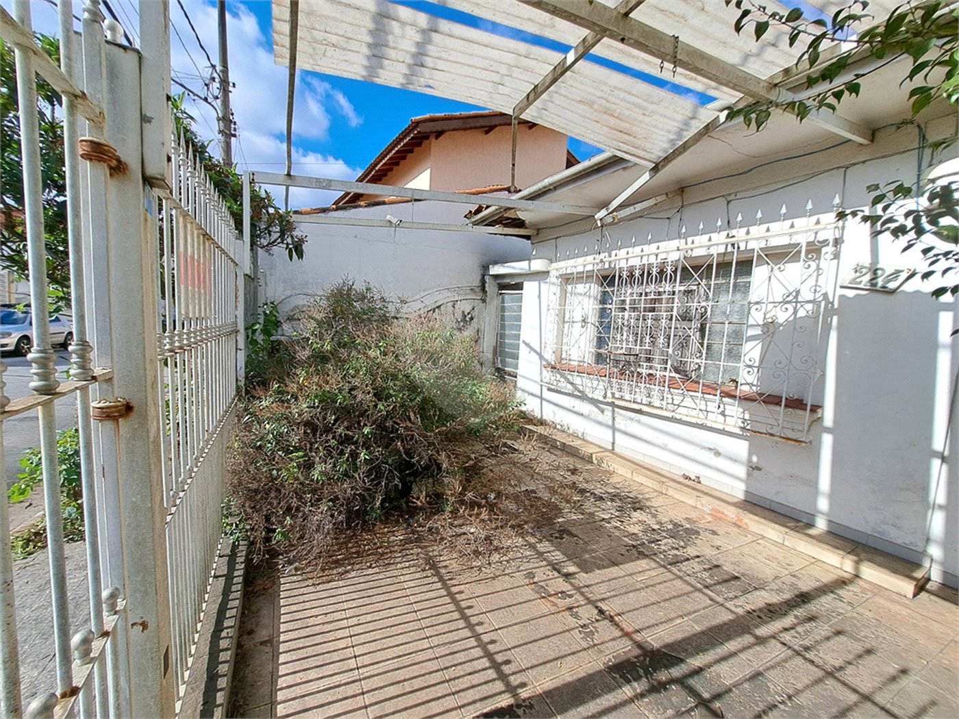 Casa à venda com 3 quartos, sendo 1 suíte, em Vila Constança, São Paulo, SP
