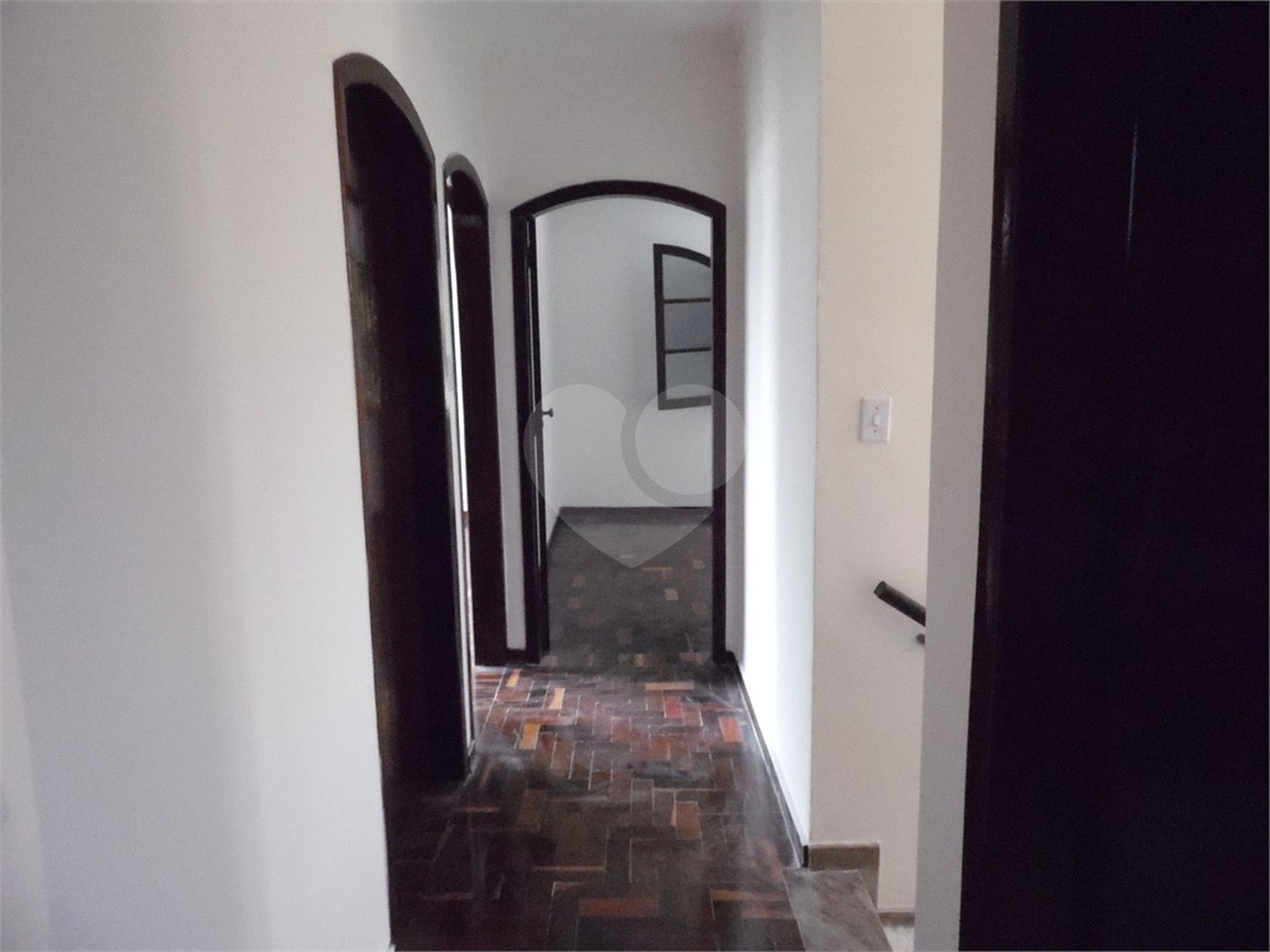 Casa à venda com 5 quartos, sendo 3 suítes, em Vila São Francisco, São Paulo, SP