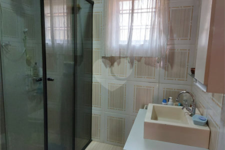 Casa à venda com 5 quartos, sendo 1 suíte, no condomínio Restinga Verde, São Roque - SP