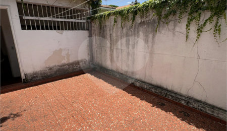 Sobrado à venda com 6 quartos, sendo 1 suíte,  em Vila Nova Conceição, São Paulo, SP