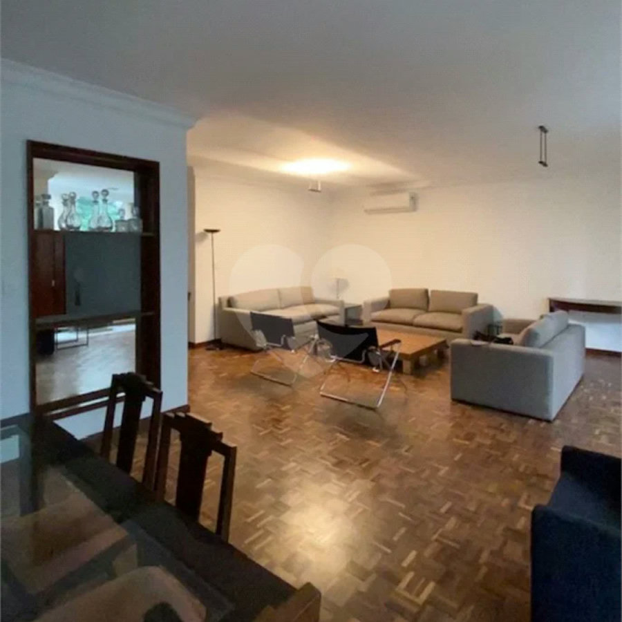 Apartamento à venda com 4 quartos, sendo 1 suíte, em Jardim Paulista, São Paulo, SP