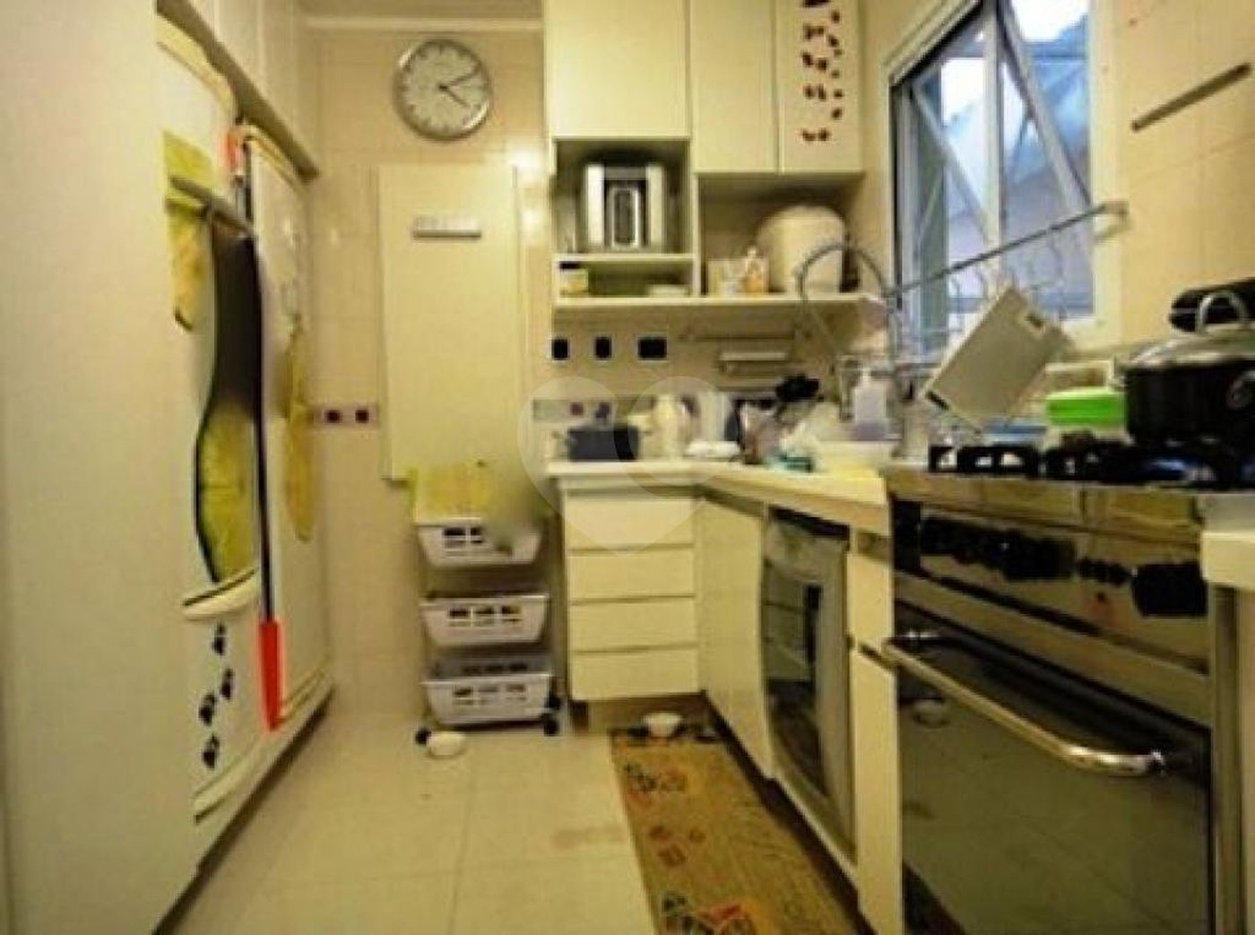 Casa à venda com 4 quartos, sendo 3 suítes, no condomínio Residencial Jardim Itatinga, São Paulo - SP