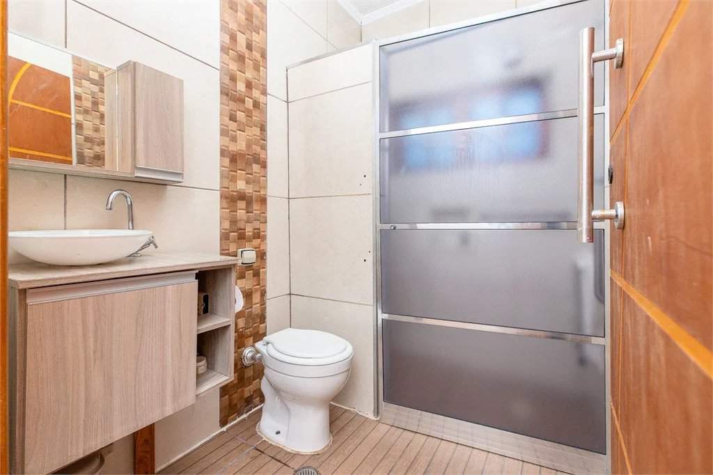 Sobrado à venda com 3 quartos, sendo 1 suíte,  em Cidade Monções, São Paulo, SP