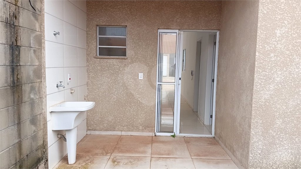 Casa à venda com 2 quartos em Vila Popular, Itapetininga, SP
