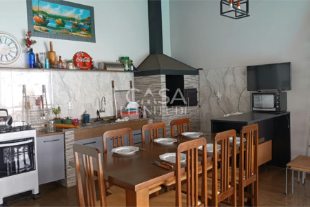 Casa à venda com 3 quartos, sendo 1 suíte,  em Jardim Americano, Sorocaba, SP