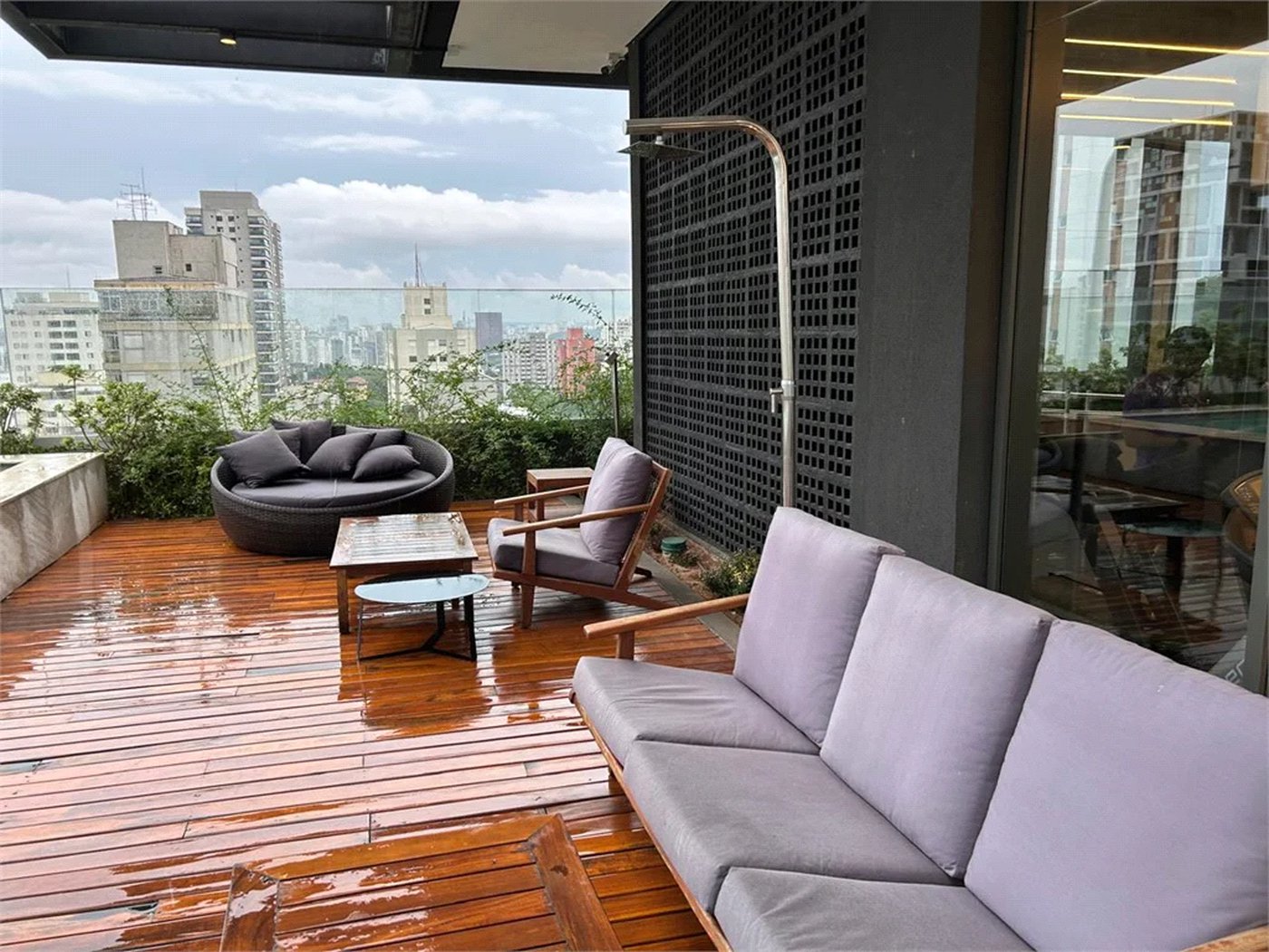 Apartamento à venda ou para alugar com 1 quarto em Pinheiros, São Paulo, SP