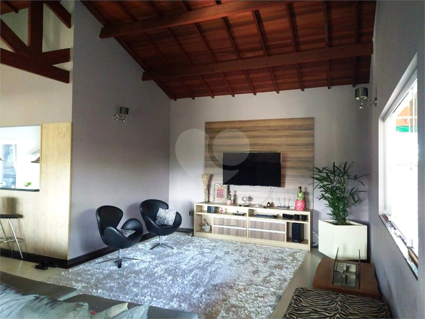 Casa à venda com 8 quartos, sendo 4 suítes, em Santa Inês, Mairiporã, SP