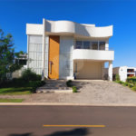 Casa à venda com 3 quartos, sendo 2 suítes, no condomínio Alphaville Nova Esplanada 4, Votorantim - SP