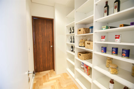 Apartamento à venda com 4 suítes em Real Parque, São Paulo, SP