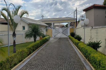 Casa à venda com 4 suítes no condomínio Aldeia da Serrinha, Sorocaba - SP