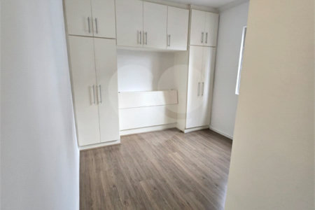 Apartamento à venda com 3 quartos, sendo 1 suíte,  em Indianópolis, São Paulo, SP