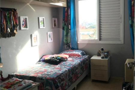 Casa à venda com 3 quartos, sendo 1 suíte, no condomínio Villaggio Portobello, São Paulo - SP