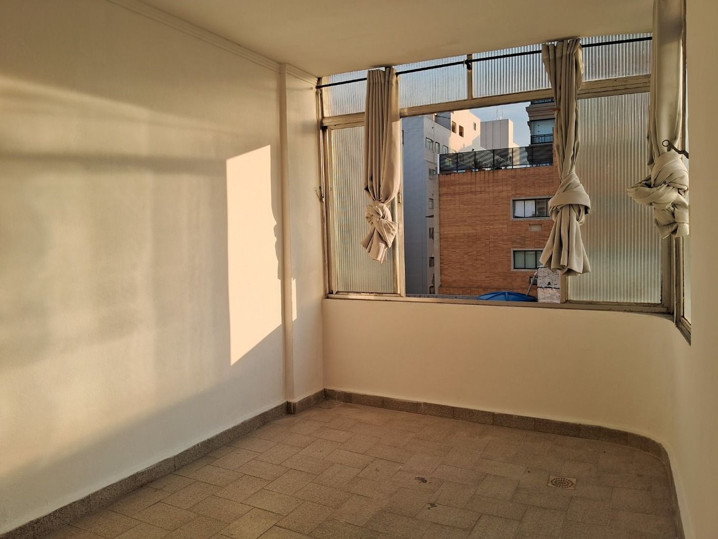 Cobertura com 3 dormitórios, 231 m² - venda por R$ 1.950.000,00 ou aluguel por R$ 10.000,00/mês - Ponta da Praia - Santos/SP