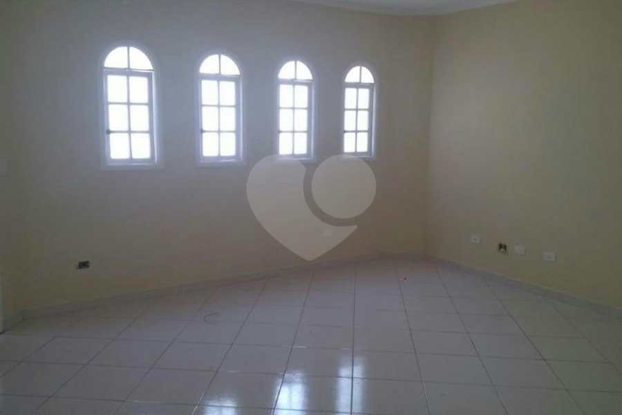 Casa à venda com 3 quartos, sendo 1 suíte, no condomínio São Marcos, São Paulo - SP