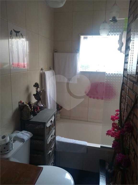 Casa à venda com 4 quartos, sendo 2 suítes,  em Freguesia do Ó, São Paulo, SP