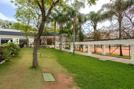 Apartamento à venda com 3 quartos, sendo 1 suíte, em Alto da Boa Vista, São Paulo, SP