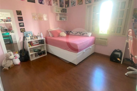 Sobrado à venda com 3 quartos, sendo 1 suíte, em Jardim São Paulo(zona Norte), São Paulo, SP