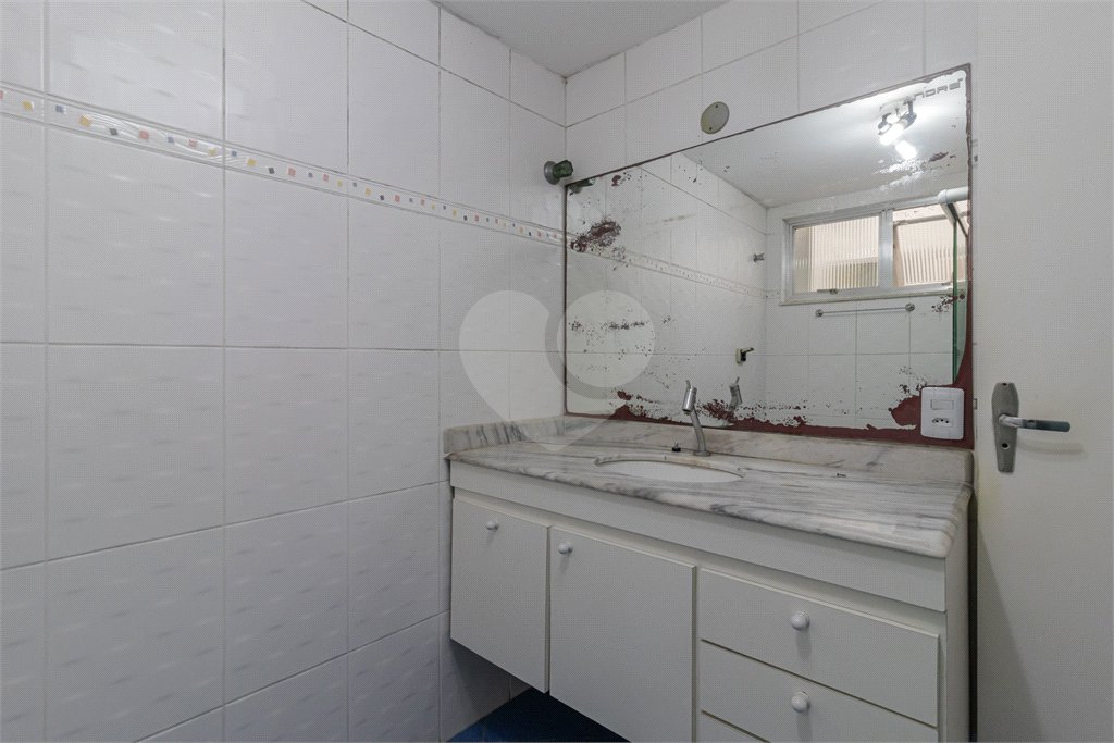 Casa Térrea à venda com 4 quartos, sendo 2 suítes, em Bosque da Saúde, São Paulo, SP