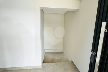 Casa à venda com 3 suítes no condomínio Santa Isabel I, Louveira - SP