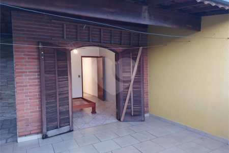 Sobrado à venda com 3 quartos em Jardim City, Guarulhos, SP