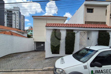 Casa à venda com 3 quartos, sendo 1 suíte, no condomínio Indefinido_ernani Pinto_439, São Paulo - SP