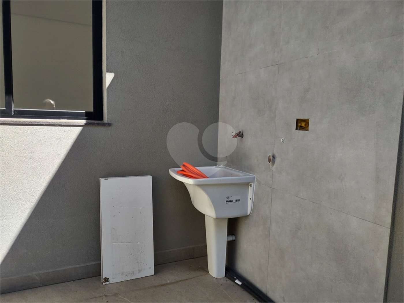 Casa à venda com 2 suítes em Jardim Santo Antônio, Atibaia, SP