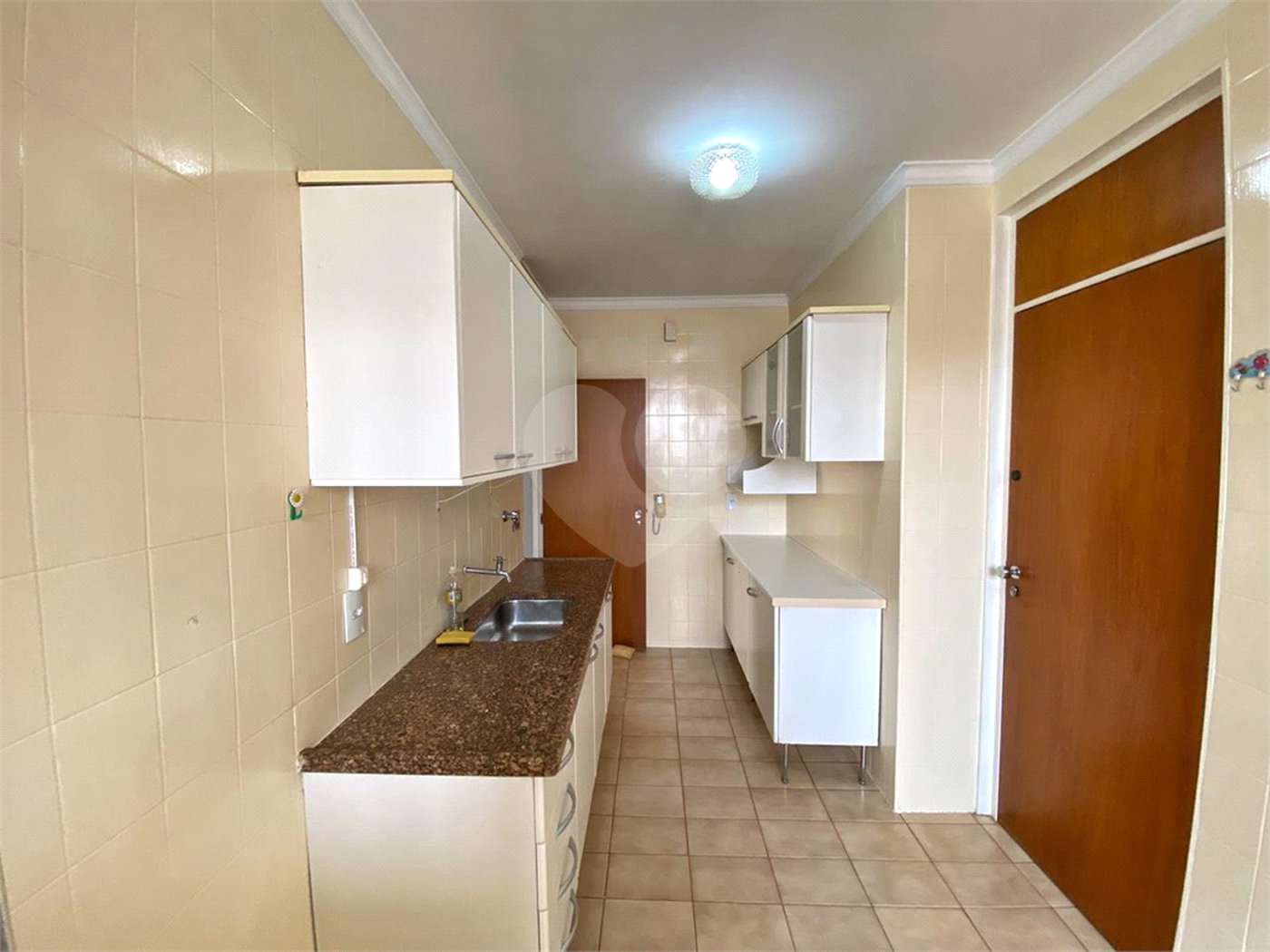 Apartamento à venda com 2 quartos, sendo 1 suíte, no Centro, Ribeirão Preto, SP