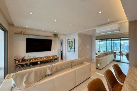 Apartamento à venda com 3 suítes em Santo Amaro, São Paulo, SP