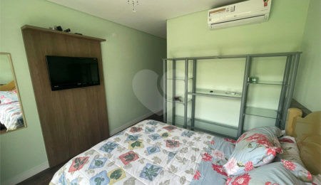 Casa à venda com 1 quarto, sendo 3 suítes,  no condomínio Aruã Brisas I, Mogi das Cruzes - SP