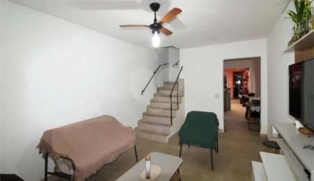Casa à venda com 2 quartos em Jardim Rizzo, São Paulo, SP