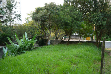 Terreno à venda em Jardim Petrópolis, São Paulo, SP