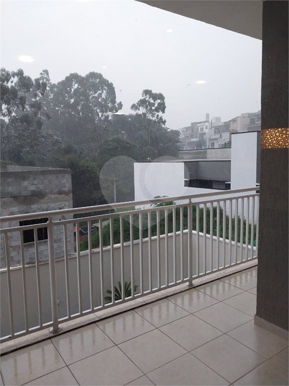 Casa à venda com 3 quartos, sendo 1 suíte, no condomínio Mosaico da Serra, Mogi das Cruzes - SP