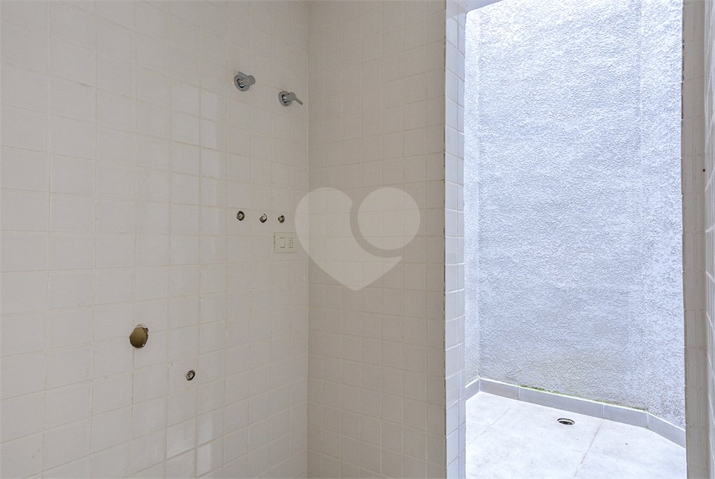 Casa à venda com 2 quartos no condomínio Andrade, São Paulo - SP
