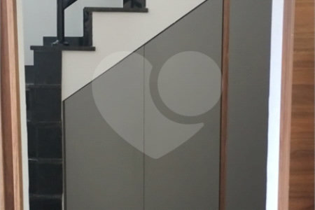 Casa à venda com 2 quartos no condomínio Faggion, Suzano - SP