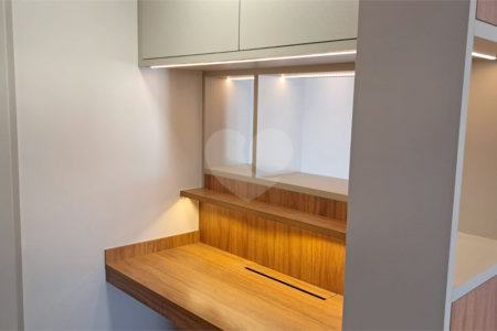 Apartamento para alugar com 3 quartos, sendo 2 suítes, em Jardim Marajoara, São Paulo, SP