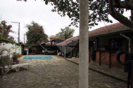 Casa Térrea à venda ou para alugar com 5 quartos, sendo 2 suítes, em Vila Horizonte, Mogi das Cruzes, SP