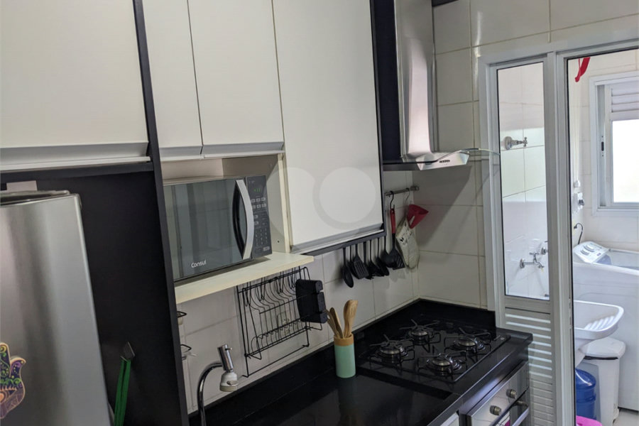 Apartamento à venda com 2 quartos, sendo 1 suíte,  em Jardim Rosa de Franca, Guarulhos, SP