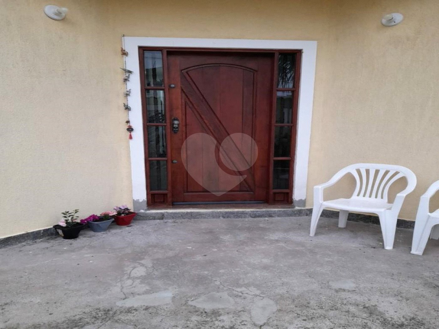 Casa à venda com 4 quartos, sendo 1 suíte, em City Bussocaba, Osasco, SP