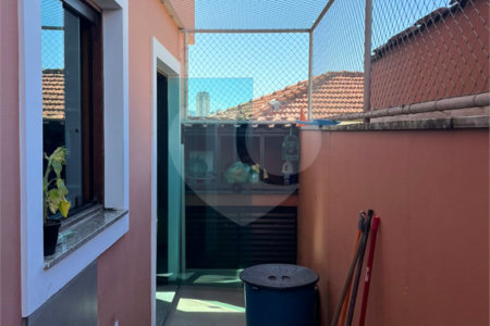 Sobrado à venda com 4 quartos, sendo 1 suíte,  em Jardim do Colégio (zona Norte), São Paulo, SP