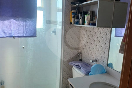 Apartamento à venda com 3 quartos, sendo 1 suíte,  em Vila Vitória, Mogi das Cruzes, SP