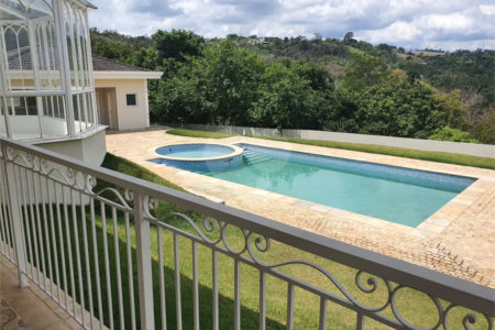 Casa à venda com 5 quartos, sendo 4 suítes, no condomínio Sol Vinhedo, Vinhedo - SP