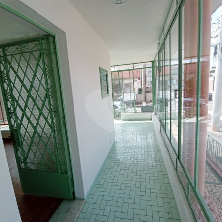Casa à venda com 3 quartos no Centro, Vinhedo, SP