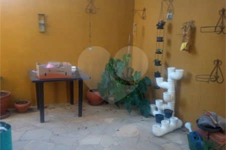 Casa à venda com 2 suítes em Jardim Santa Bárbara, Atibaia, SP