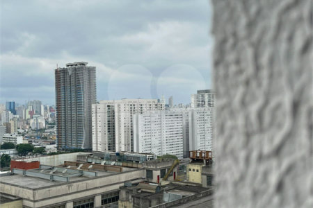 Apartamento de 40m² na Mooca para venda e locação - 2 dormitórios.