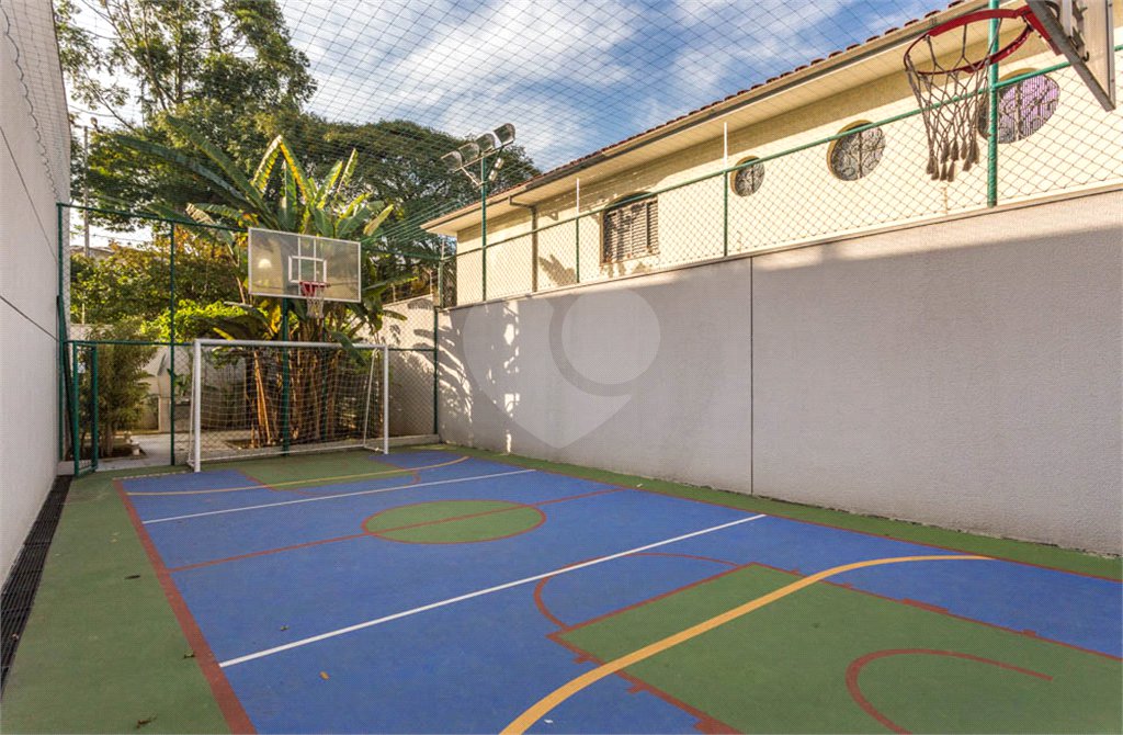Apartamento à venda na Vila Mariana de 100m² com 3 dormitórios, 2 suítes, 2 vagas e lazer