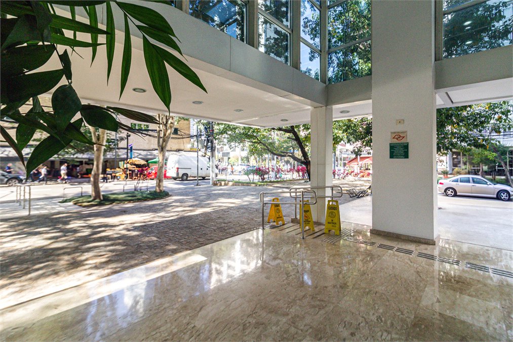 Sala comercial em localização estratégica